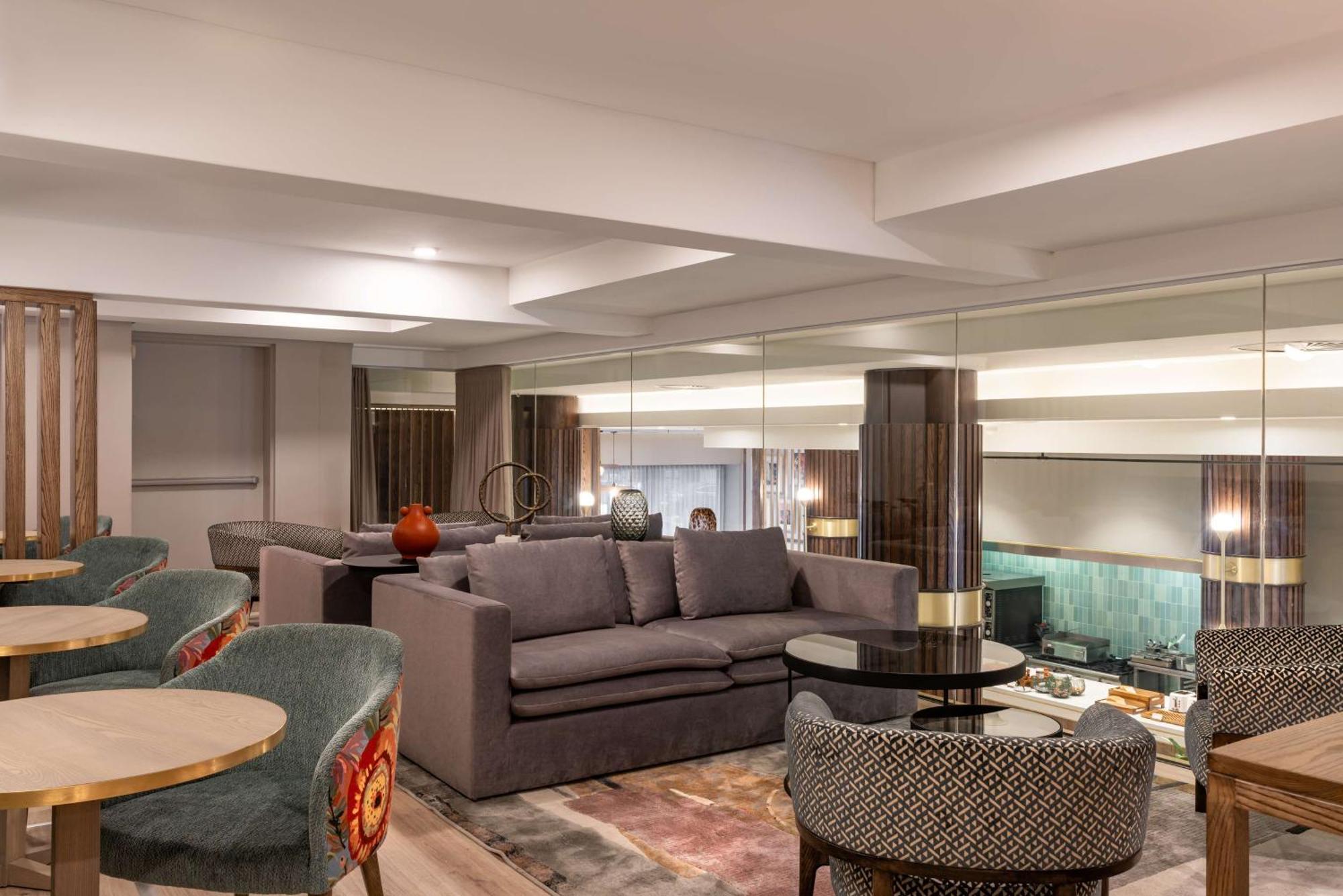 Radisson Foreshore 4* Cape Town