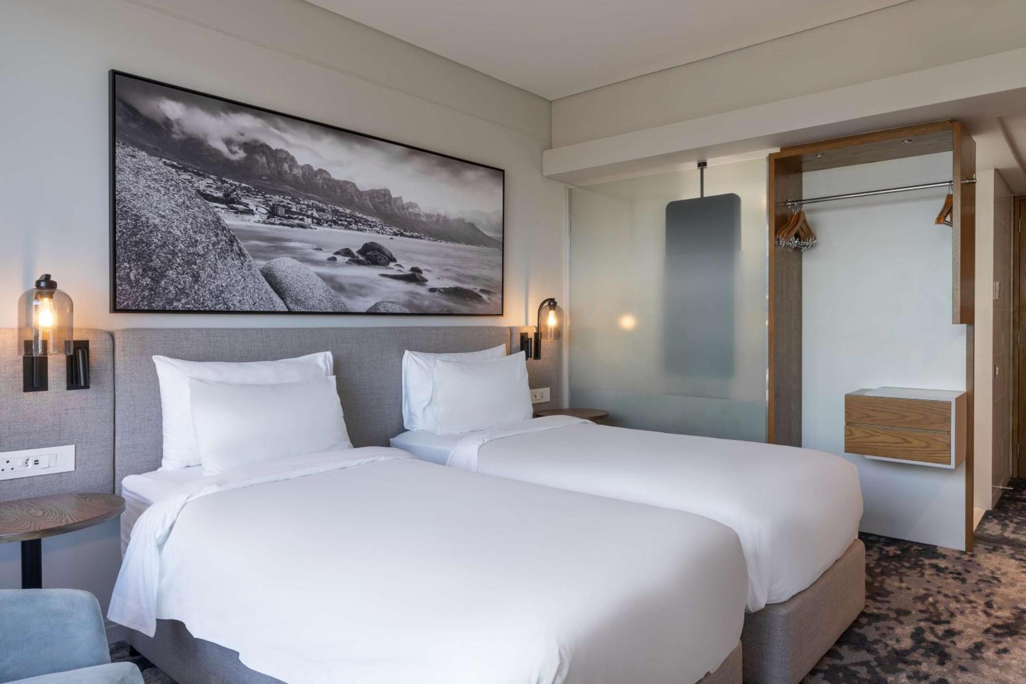 Radisson Foreshore Cape Town