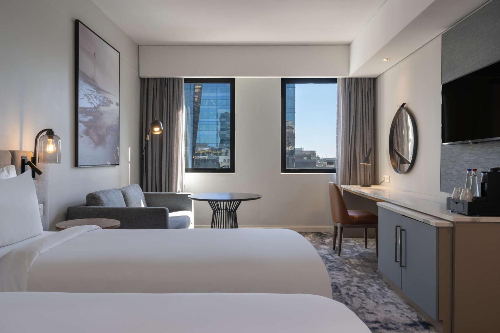 Radisson Foreshore Hotel 4*