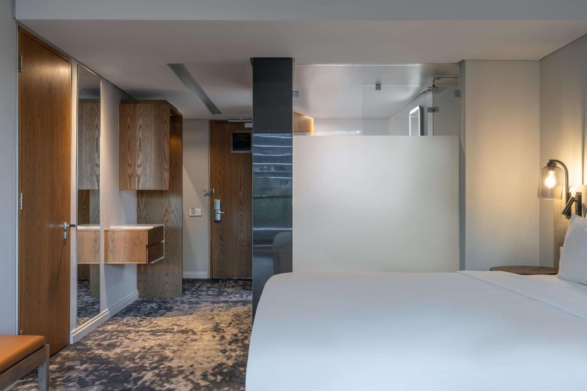 Hotel Radisson Foreshore 4*